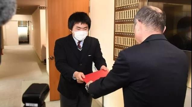 日本高中生联合抵制了“一天只能玩一个小时游戏”的规定